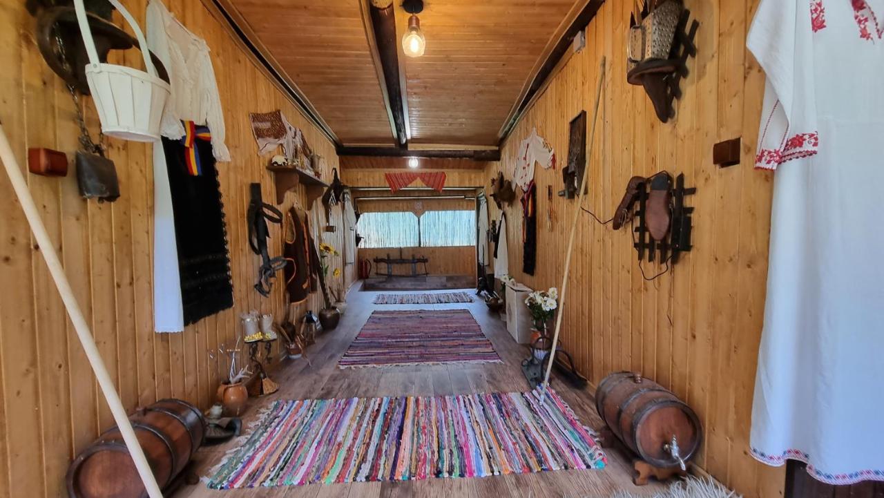 Отель Langa Stana Куртя-де-Арджеш Экстерьер фото